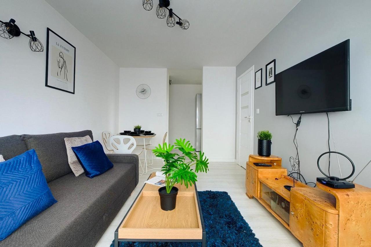 Apartamento Warsaw Inside Solec With Private Parking Exterior foto